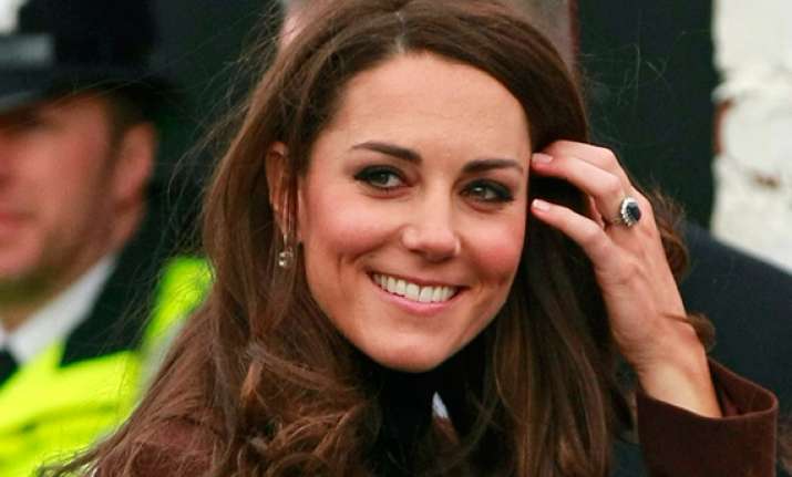 duchess kate in valentine s day visit to liverpool