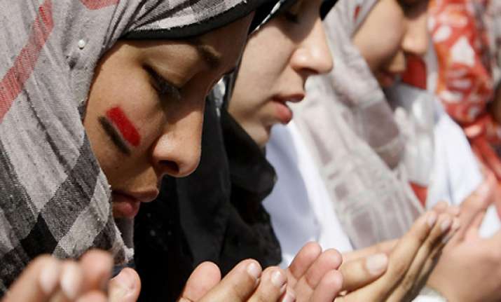 egypt military court acquits doctor in virginity test case