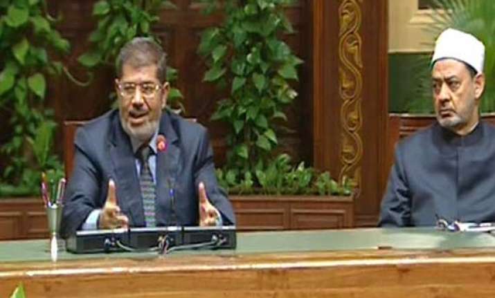 egypt president mursi annuls controversial decree