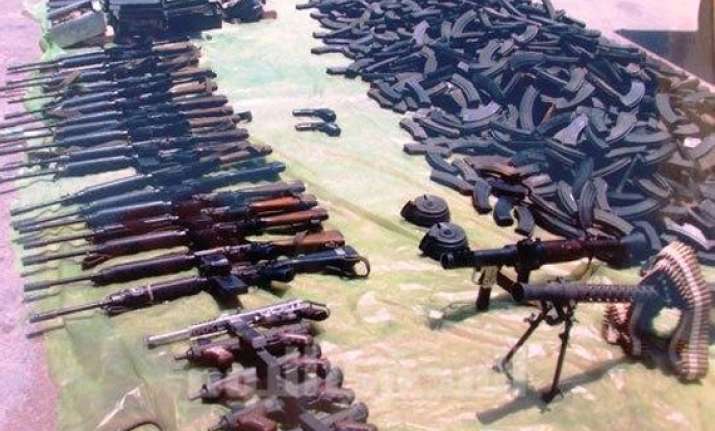 egypt seizes weapons smuggled from libya