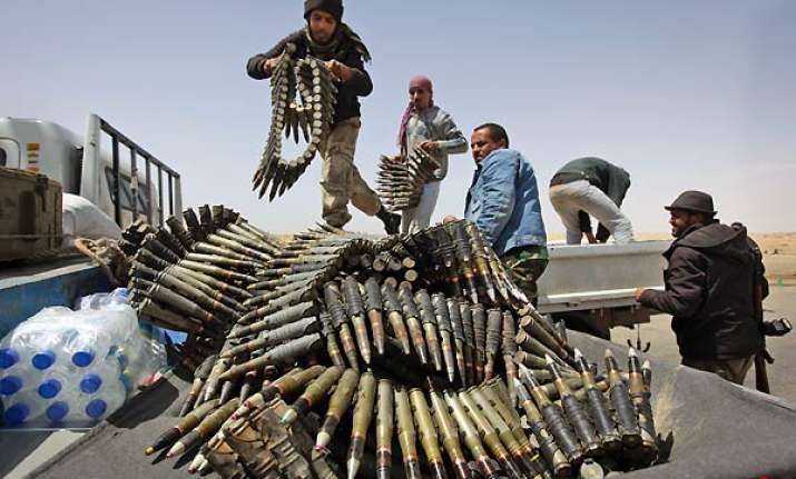 fierce fighting in libya 17 killed