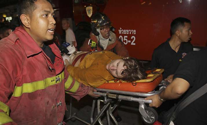 fire at bangkok high rise hotel kills one foreigner