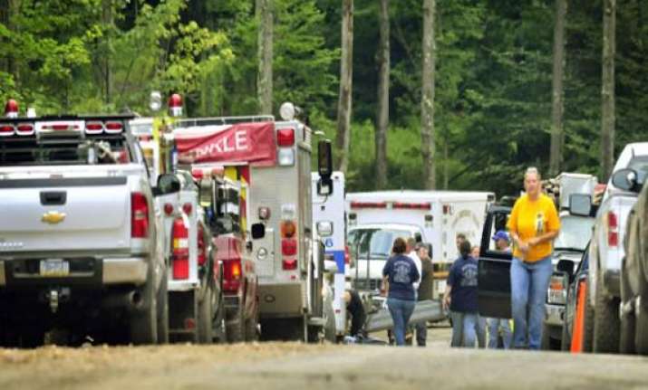 five dead in us helicopter crash in pennsylvania