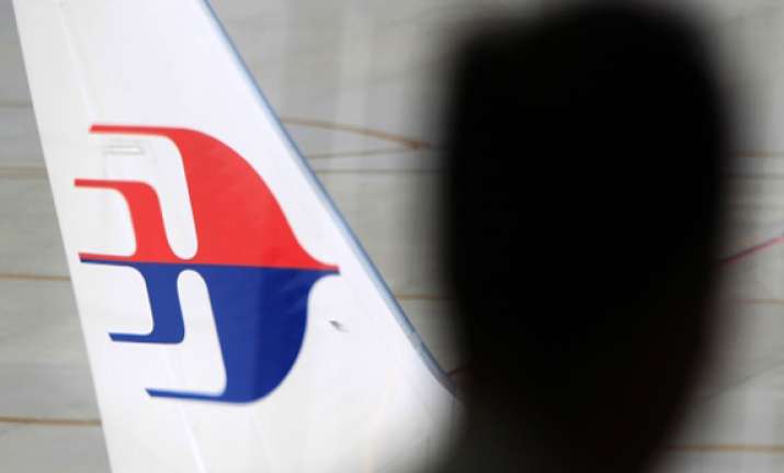 flight mh370 malaysia to set up high profile probe team