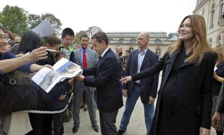 french first lady gives birth to girl