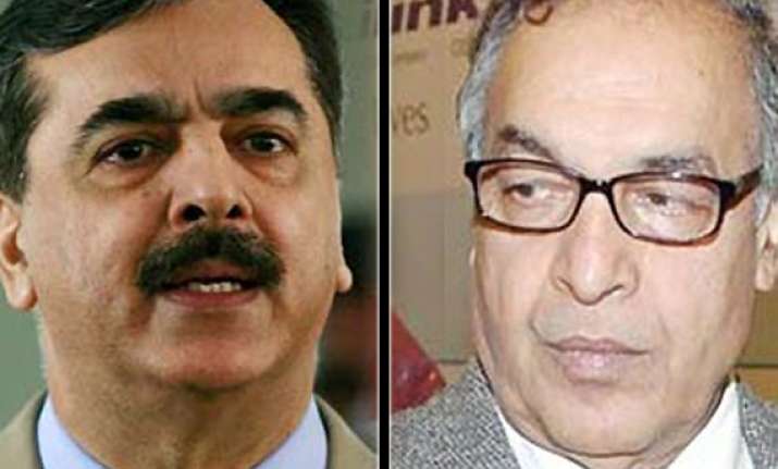 from being custodian of mausoleum to pm s seat