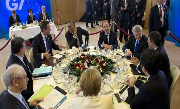 g7 warns russia of more sanctions over ukraine