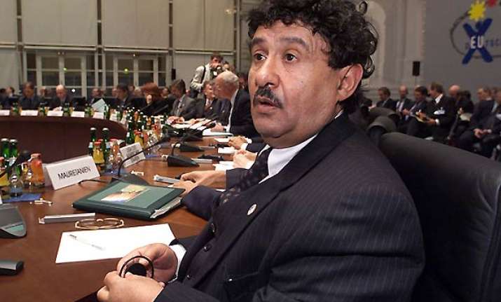 gaddafi envoy in europe to seek end to crisis