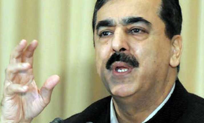 gilani claims credit for no blame game after mumbai blasts