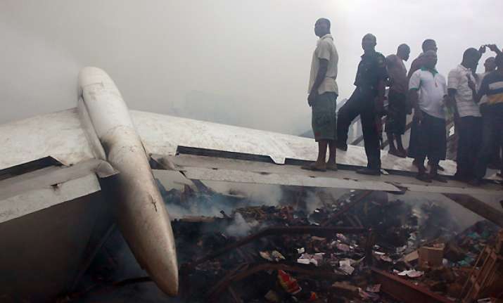 grim search for dead after nigerian plane crash