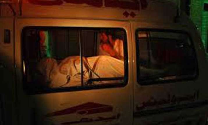 gunmen open fire kill three policemen in pakistan