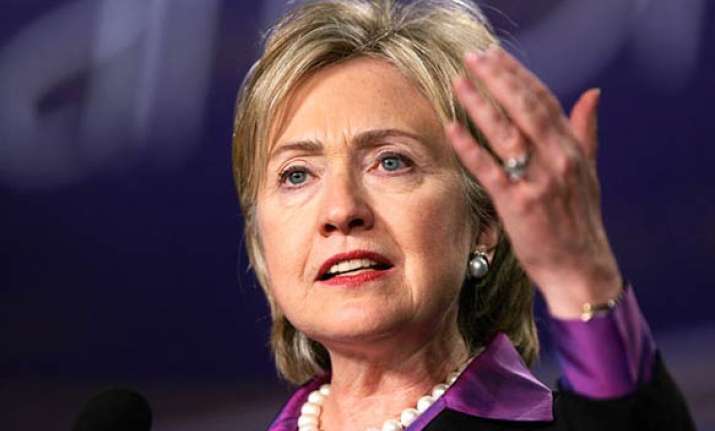 hillary welcomes india pak talks