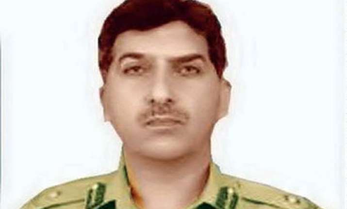isi chief pasha on secret foreign visit but not to us