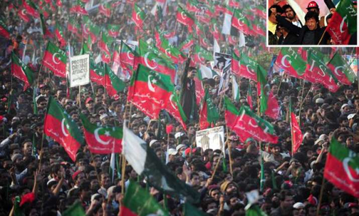 imran s tsunami rally bowls over karachi