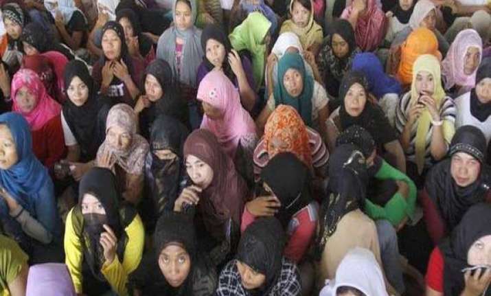 india cautions women workers in saudi arabia not to go on