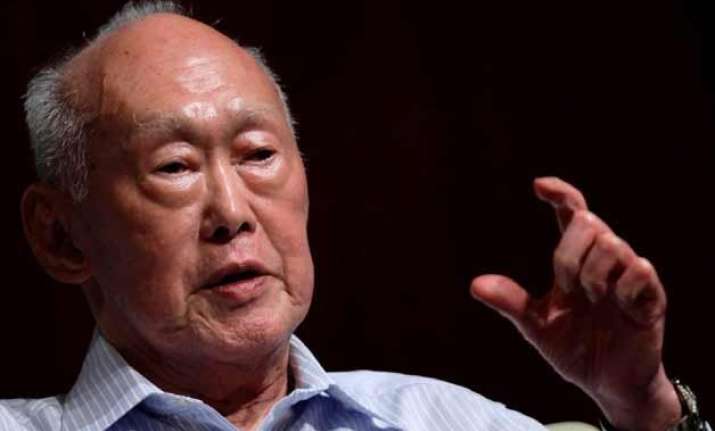 pm modi to attend lee kuan yew s funeral