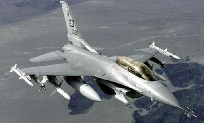 two killed in us f 16 jet civilian plane collision