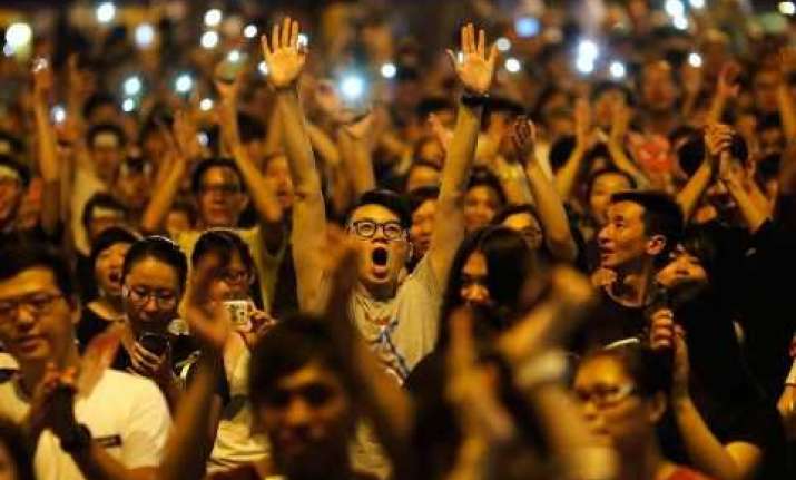 hong kong official to meet with pro democracy protesters