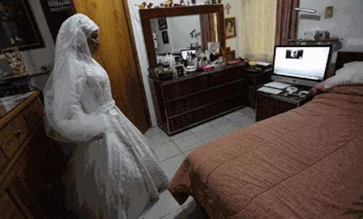 british origin muslim girls being forced to marry via