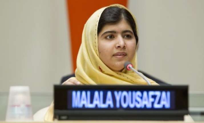 malala yousafzai to become honorary canadian citizen