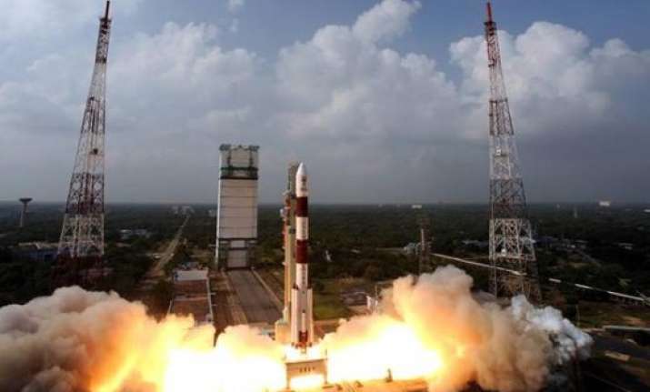 new york times apologises over india s mars mission cartoon