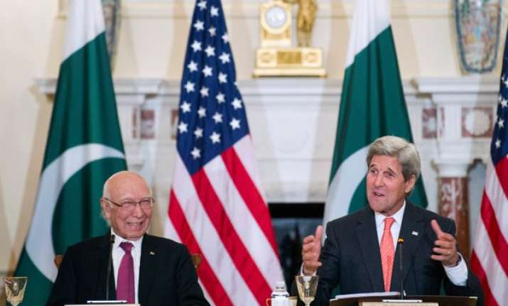 us pakistan call for resolving kashmir issue through