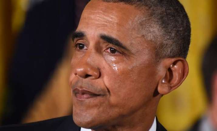 barack obama weeps as he unveils gun control measures