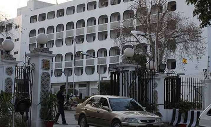 pakistan summons indian envoy over samjhauta express