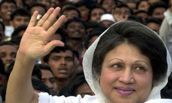 khaleda zia opposes transit deal with india