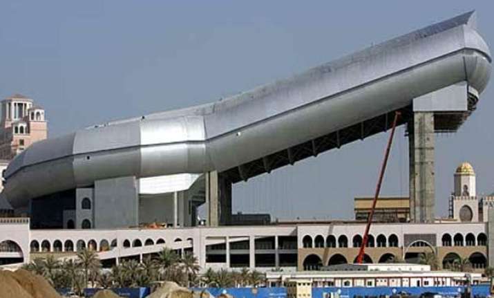 dubai to build world s longest ski slope