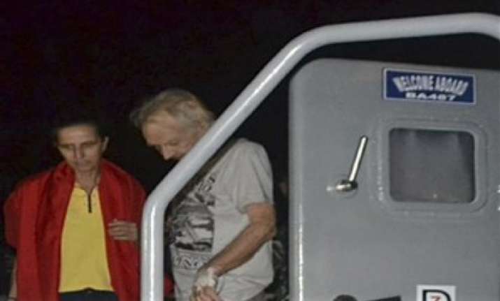 philippine militants free 2 kidnapped germans