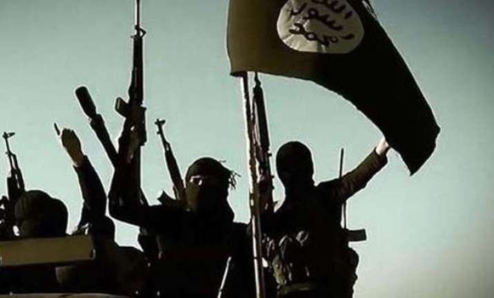 hindu priest killed in bangladesh islamic state claims
