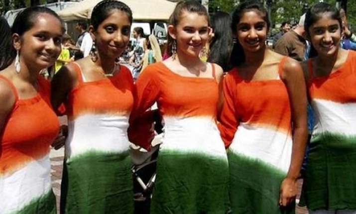 affluent chicago suburb to host india s independence day
