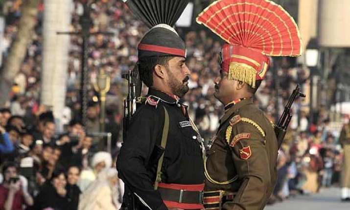 bsf pakistan rangers officials may meet next month in new