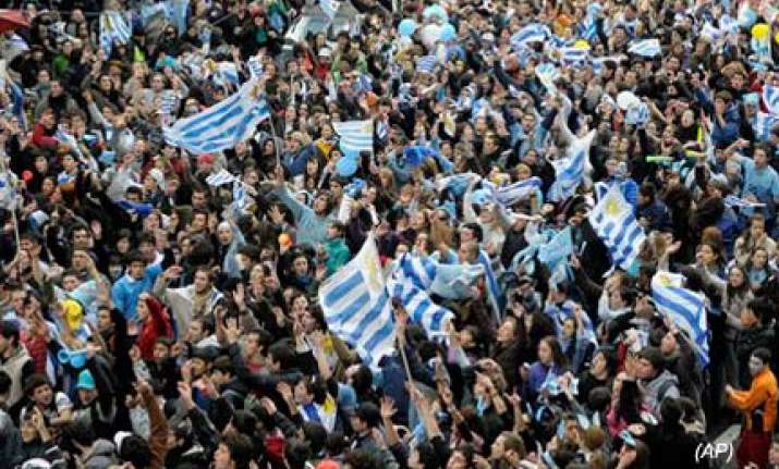 celebrations in montevideo as uruguay reach quarter finals