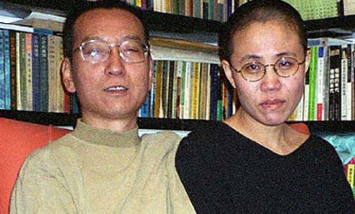 wife allowed to meet jailed chinese nobel winner