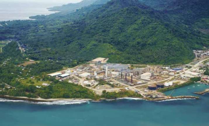 quake shakes papua new guinea but no tsunami seen locally