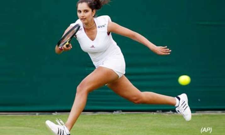 sania crashes out of wimbledon singles