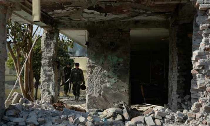 isis claims responsibility for attack on pakistan consulate
