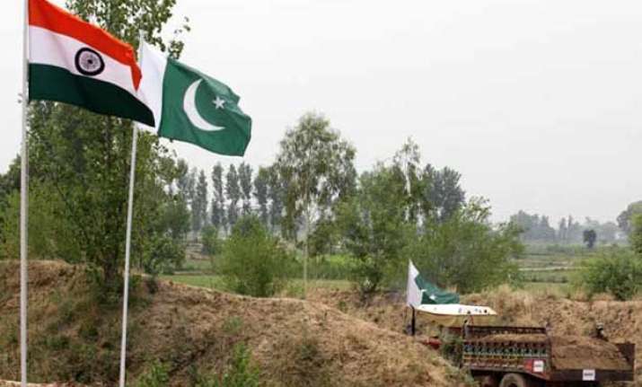 pakistan removes spy cameras from international border