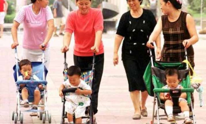 couples in china allowed 2 kids from today ends three