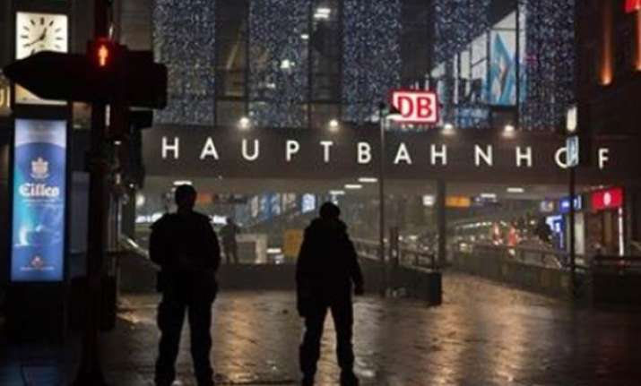 munich terror threat remains in place stations open again
