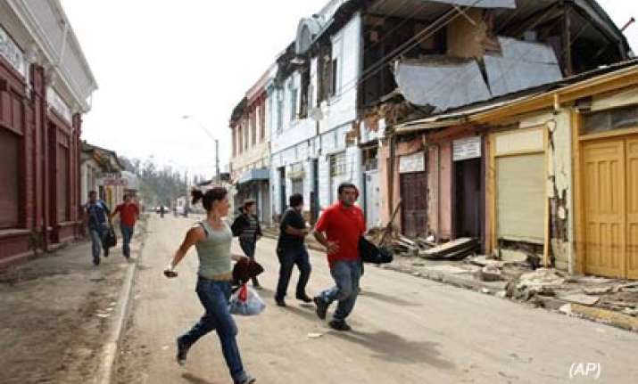 strongest aftershock hits chile as new president takes over