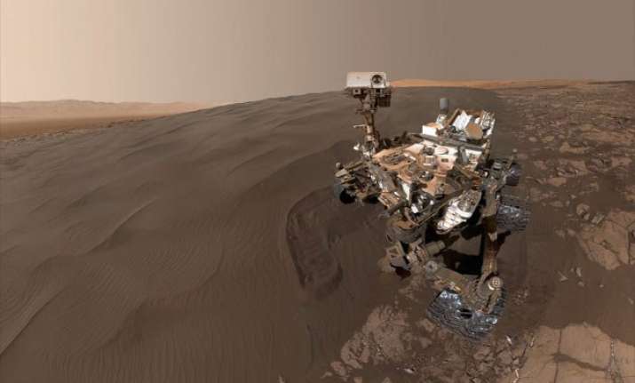 nasa s curiosity rover clicks a selfie on mars