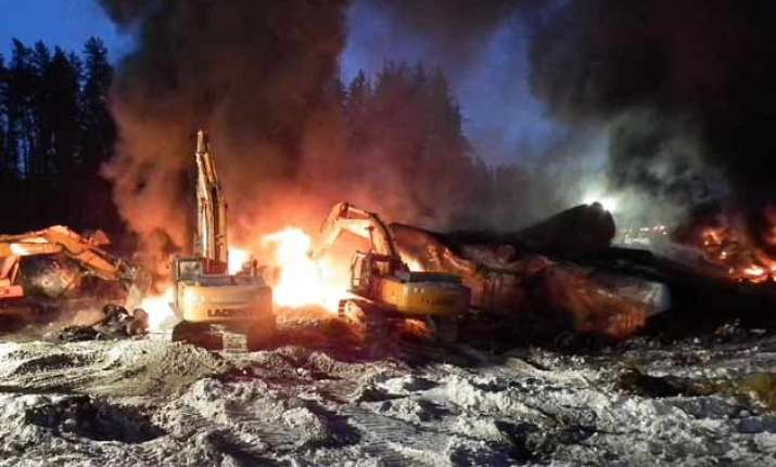 canada oil train accident shows new safety rules inadequate