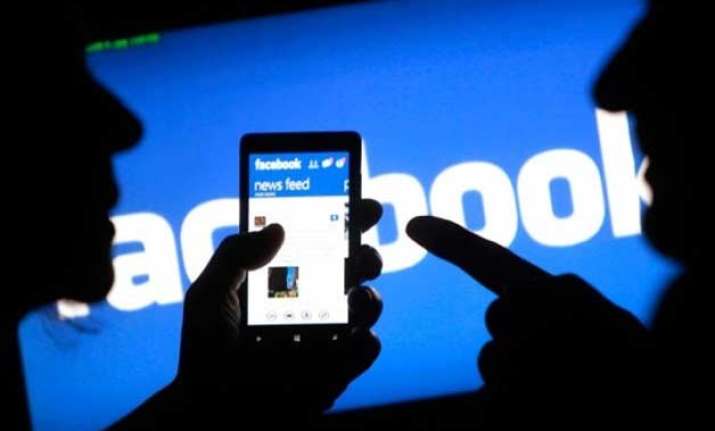facebook to warn users against state sponsored cyber attacks