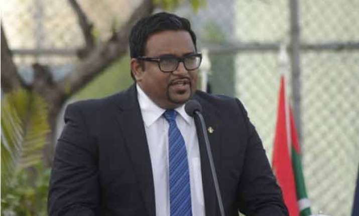 maldives police arrest vice president over blast on