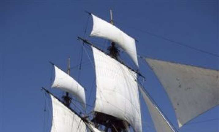 australians to help look for historic ship in us
