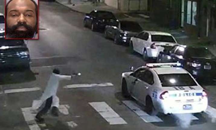 arrested gunman says he shot philadelphia cop in islam s