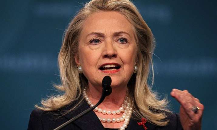 hillary clinton runs into rough weather over emails